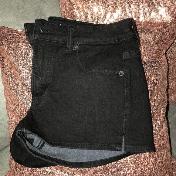 Black American eagle shorts - Picture 2 of 3
